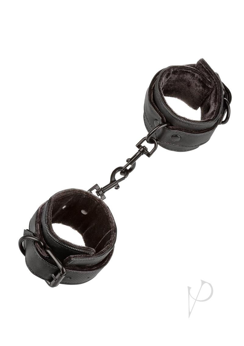 Boundless Wrist Cuffs Black
