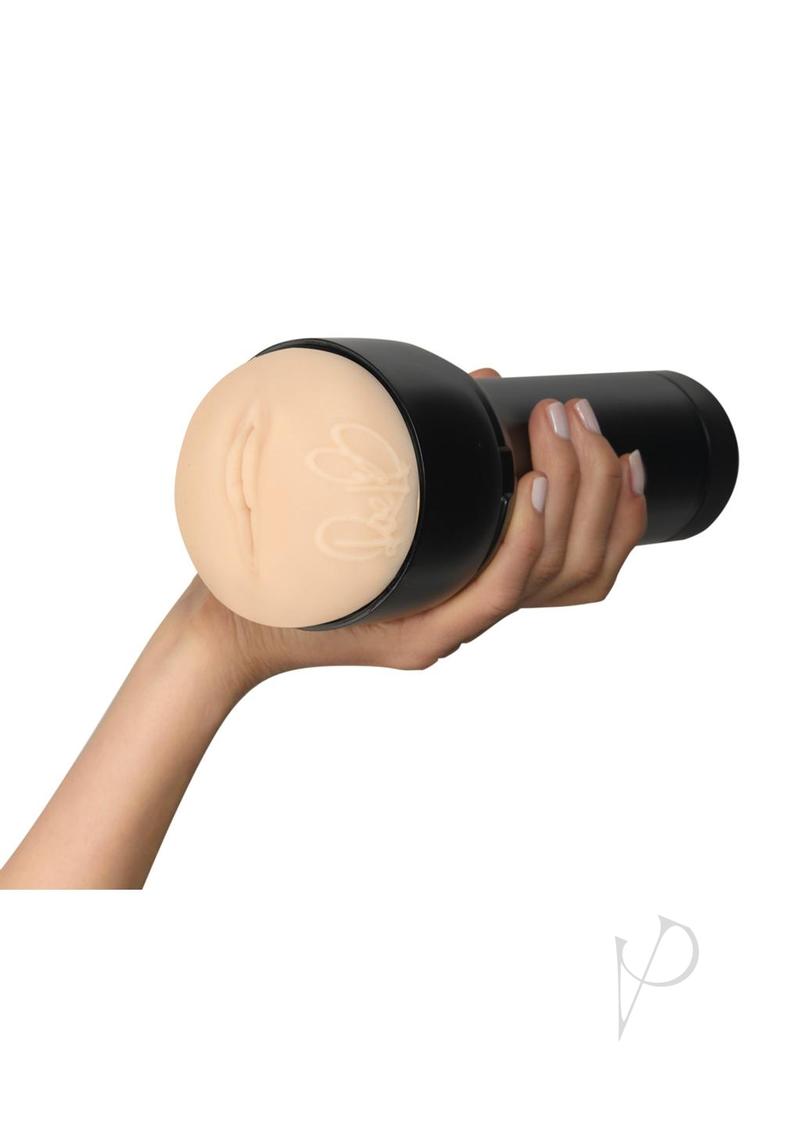 Kiiroo Feel Rae Lil Black