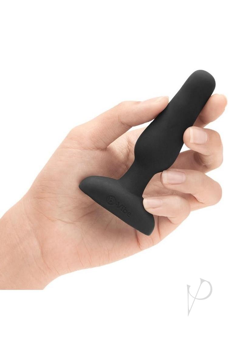 B-vibe Novice Plug Black