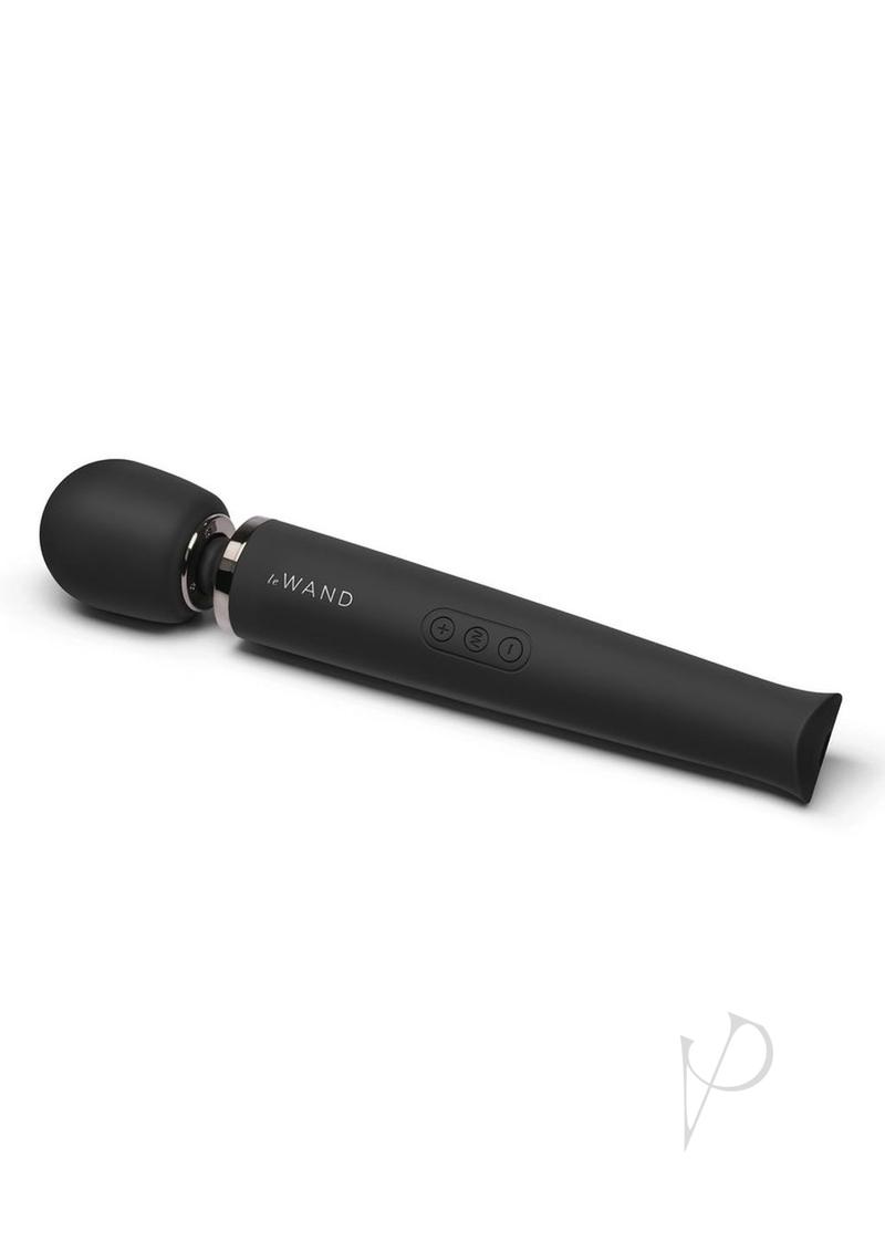 Le Wand Matte Black Massager