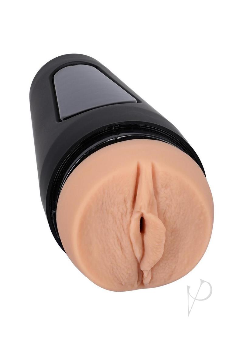 Main Squeeze Livv Fitt Pussy Vanilla